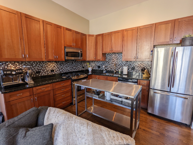 1803 W Thomas St #6 - Photo 3 of 20