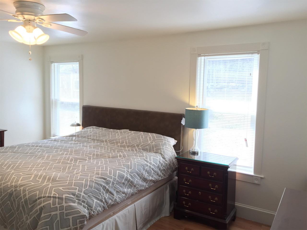 24 Young St #1 - Photo 6 of 11