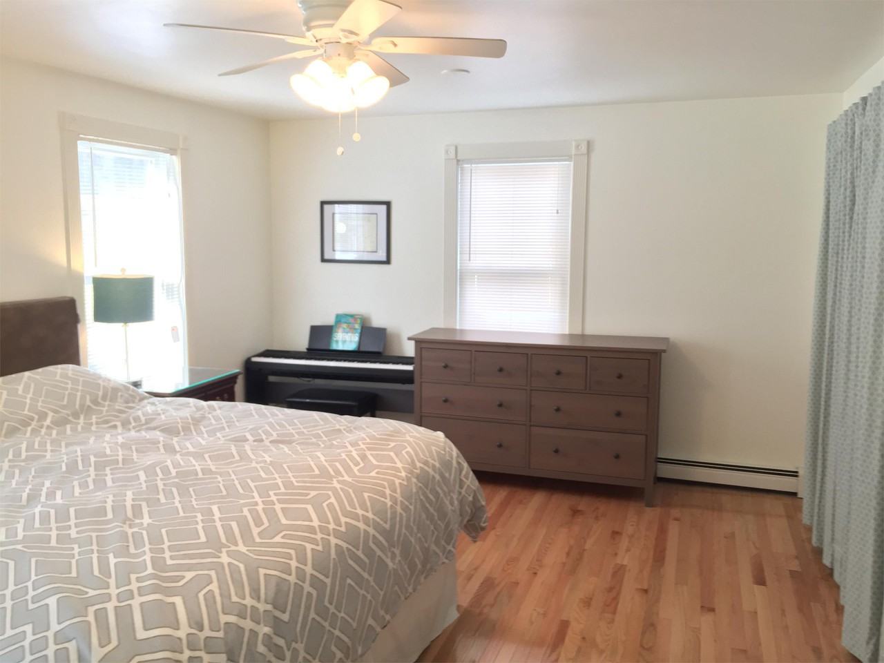 24 Young St #1 - Photo 7 of 11