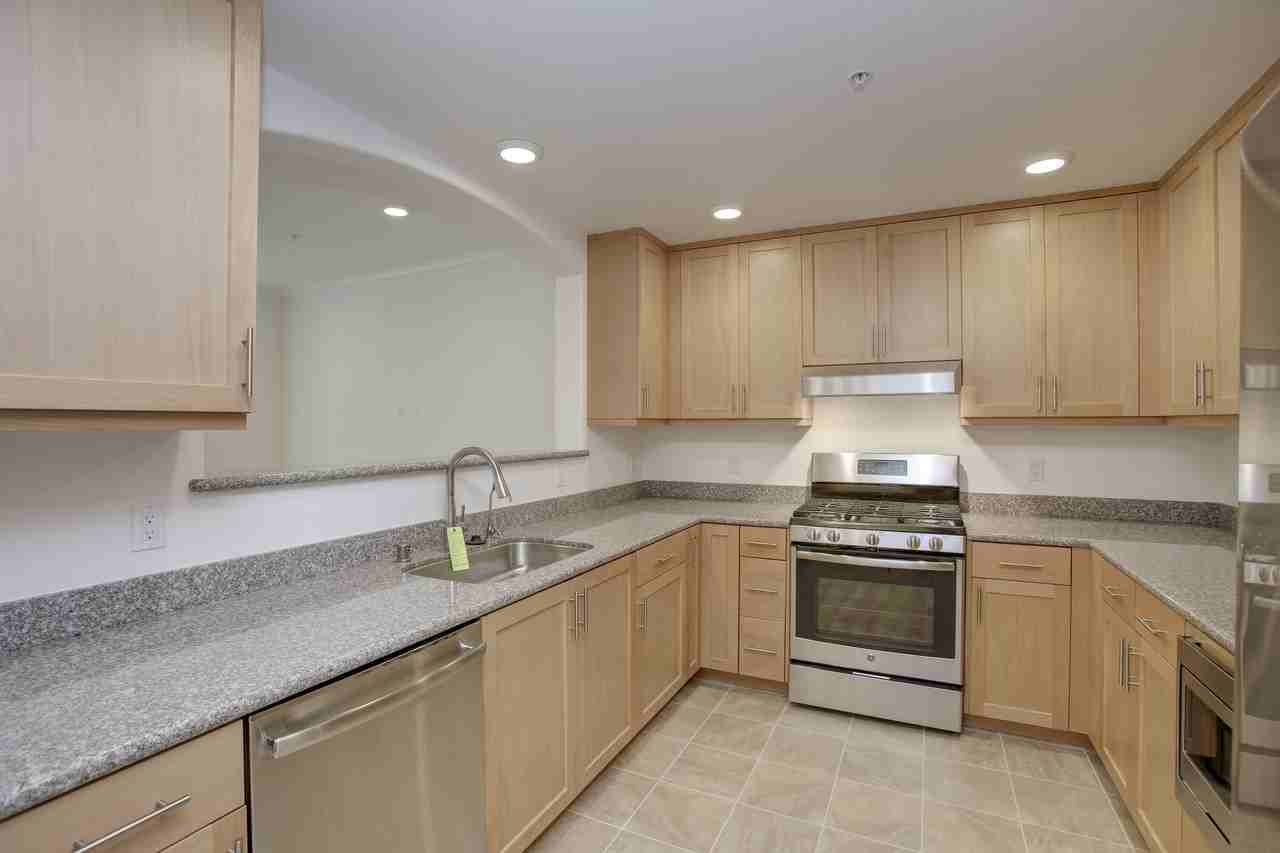 2585 El Camino Real #312
