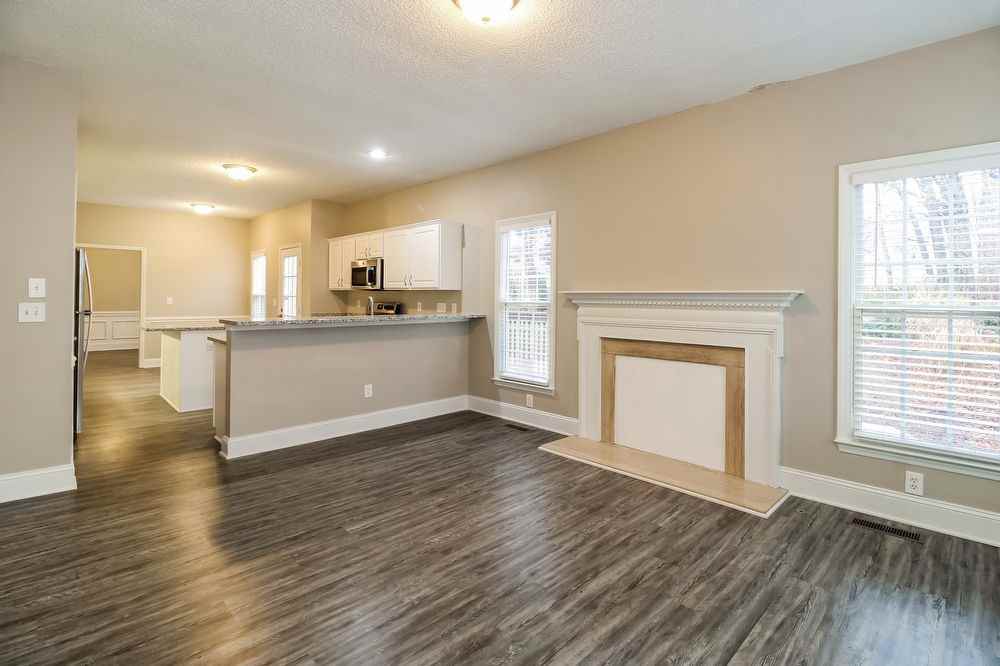 5808 Bayleaf Ln - Photo 2 of 18