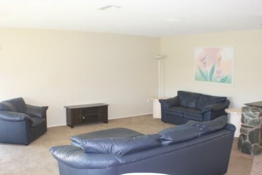 119 Villa Dr - Photo 2 of 9