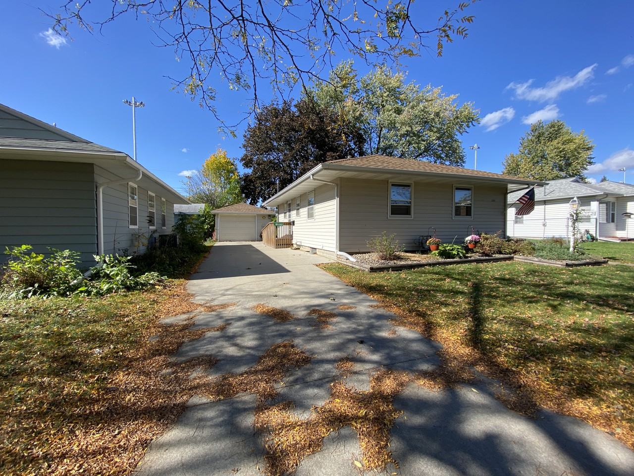 1207 13th Avenue Northwest - Photo 2 of 19