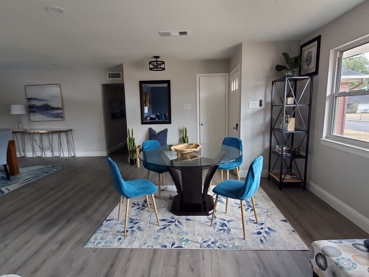 3547 Merrell Road - Photo 5 of 11