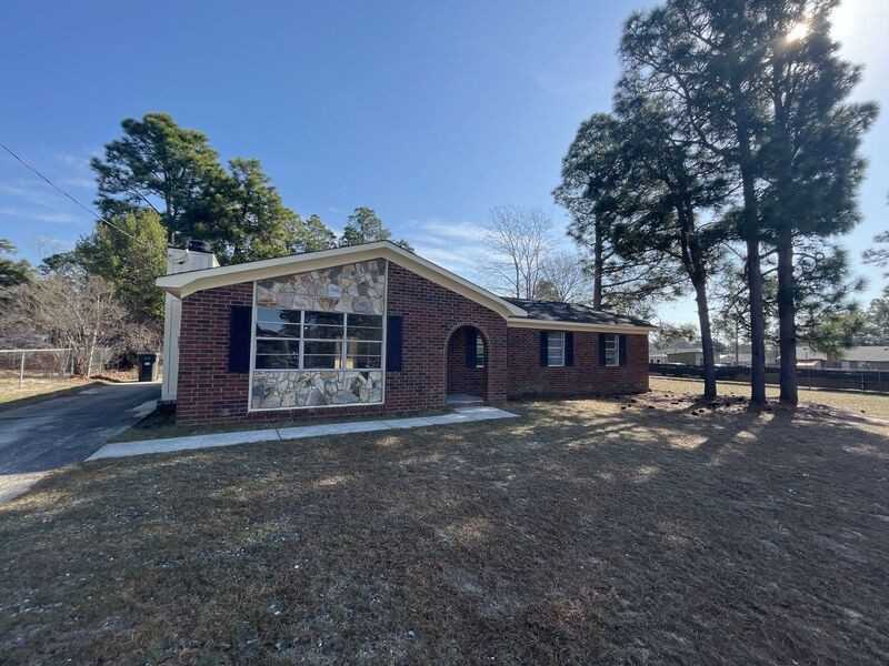 2605 Teakwood Dr - Photo 2 of 13