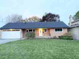 featured image of 125 Fairglen Avenue