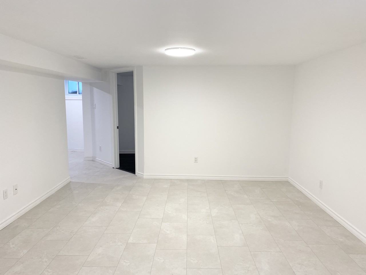 125 Fairglen Avenue - Photo 7 of 18