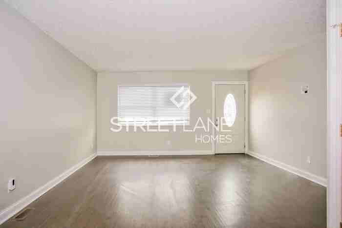 5184 Scioto Darby Rd - Photo 2 of 15