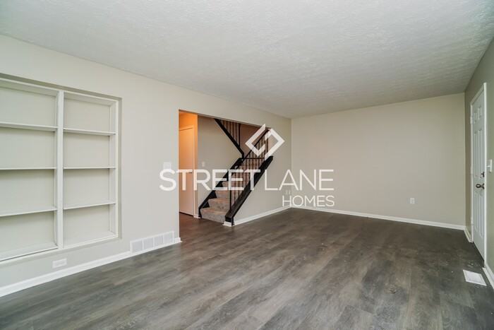 4029 Forest Edge Dr - Photo 3 of 15