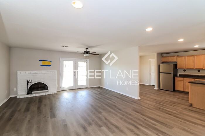 7115 W Carol Ave - Photo 3 of 15