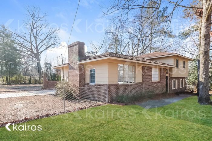 6537 Saint Louis St - Photo 2 of 17