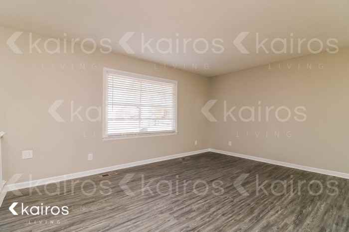 6537 Saint Louis St - Photo 3 of 17
