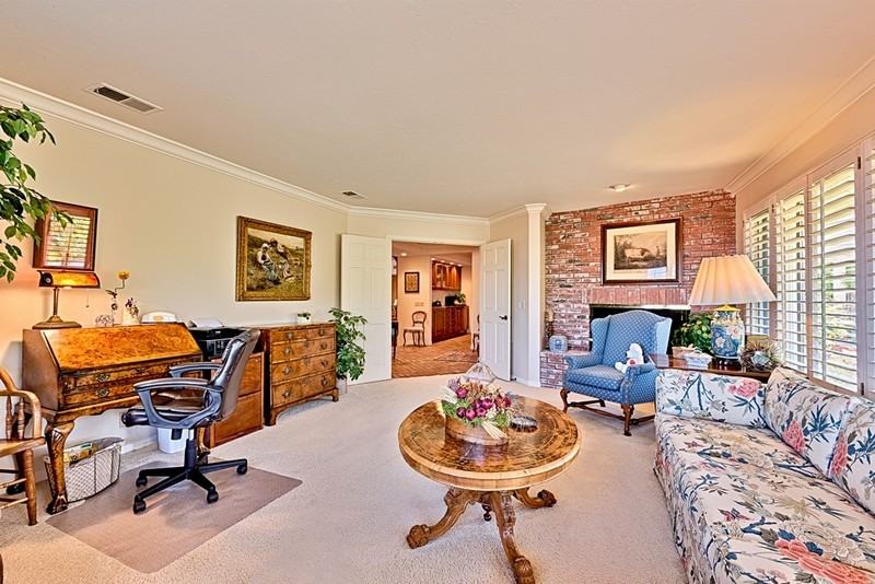 2644 Costebelle Dr - Photo 3 of 18