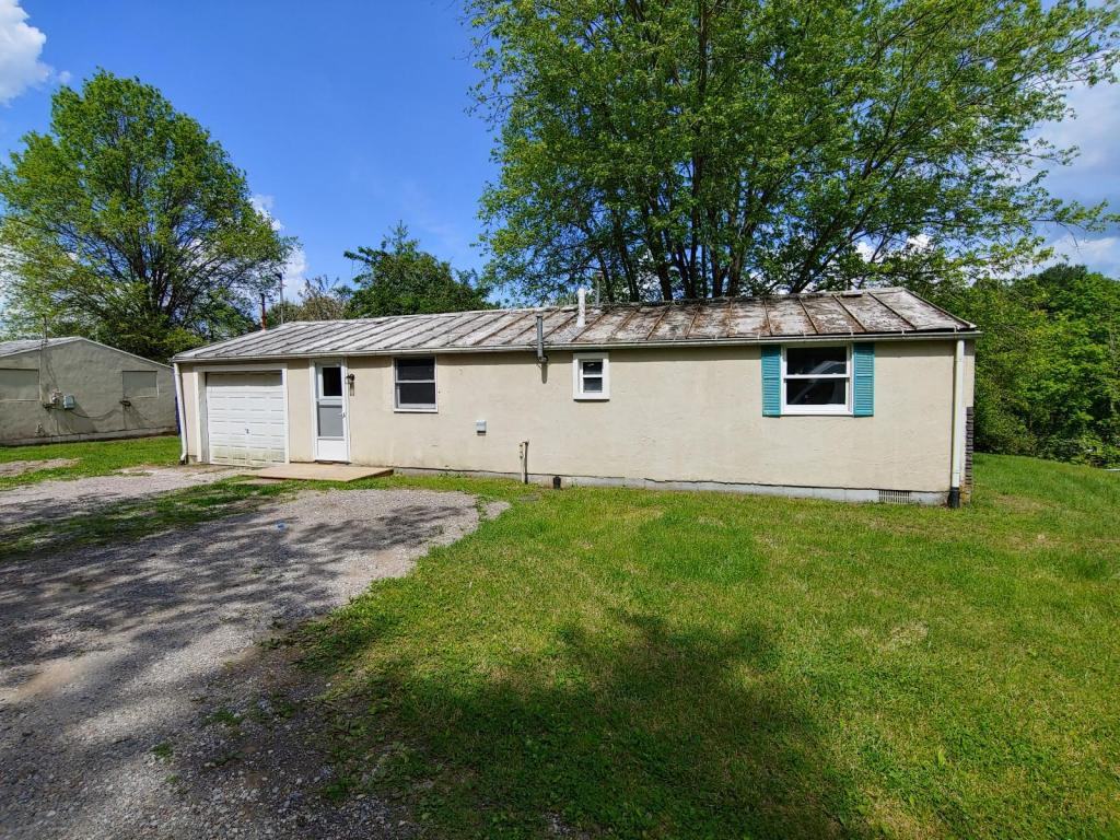 73 Pomeroy Rd - Photo 6 of 6