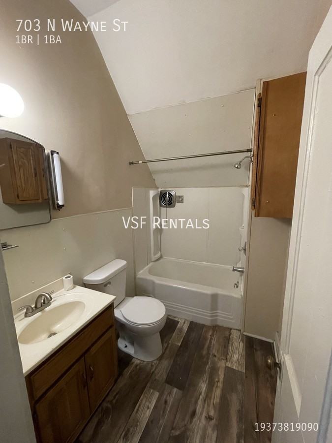 703 N Wayne St - Photo 2 of 2