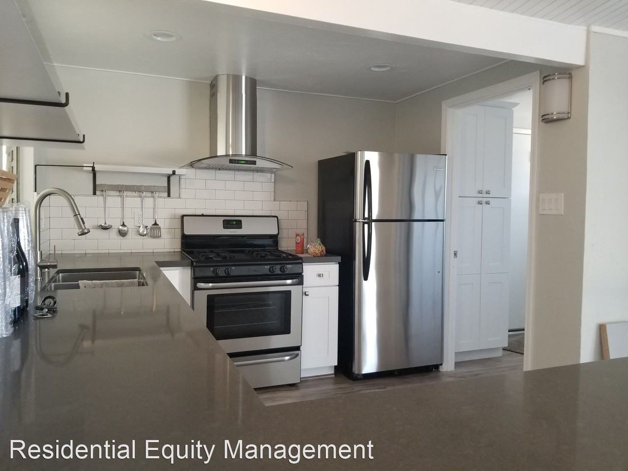 2644 Dawes St - Photo 3 of 17