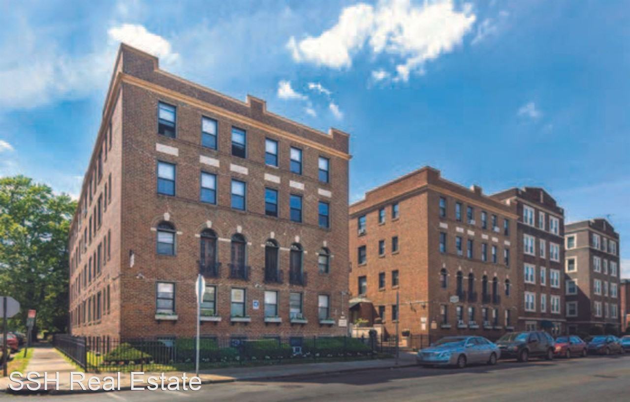 Sylvania Gardens - Photo 2 of 35