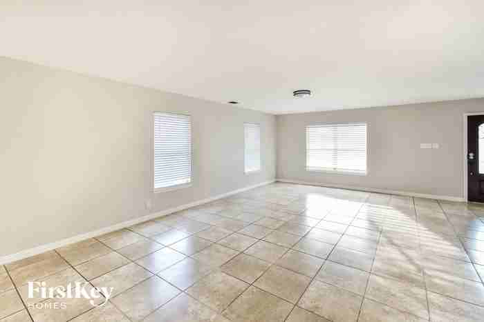 11122 Cedar Park - Photo 2 of 15