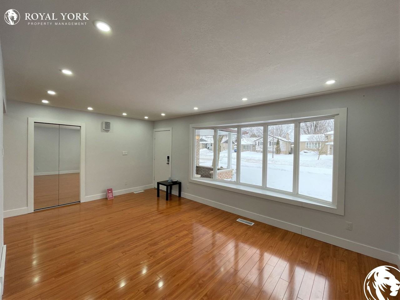 16 Gay Cres #1 - Photo 3 of 18