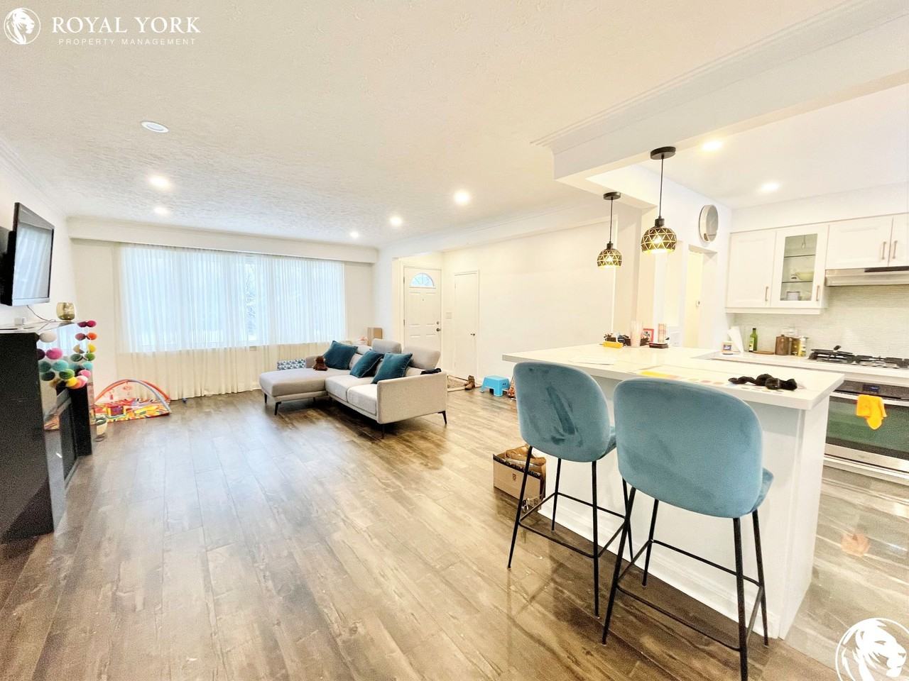 27 Lejune Rd #1 - Photo 2 of 14