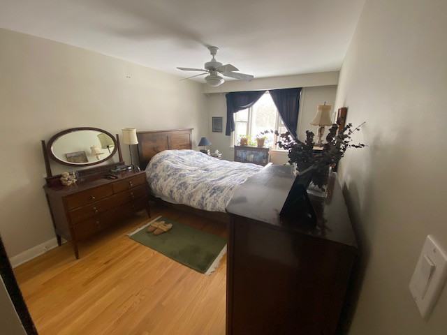 651 Balliol St - Photo 3 of 10