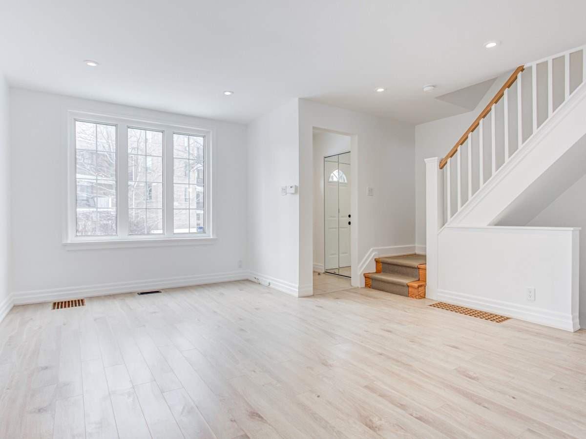 34 Oxton Avenue #34 - Photo 3 of 18