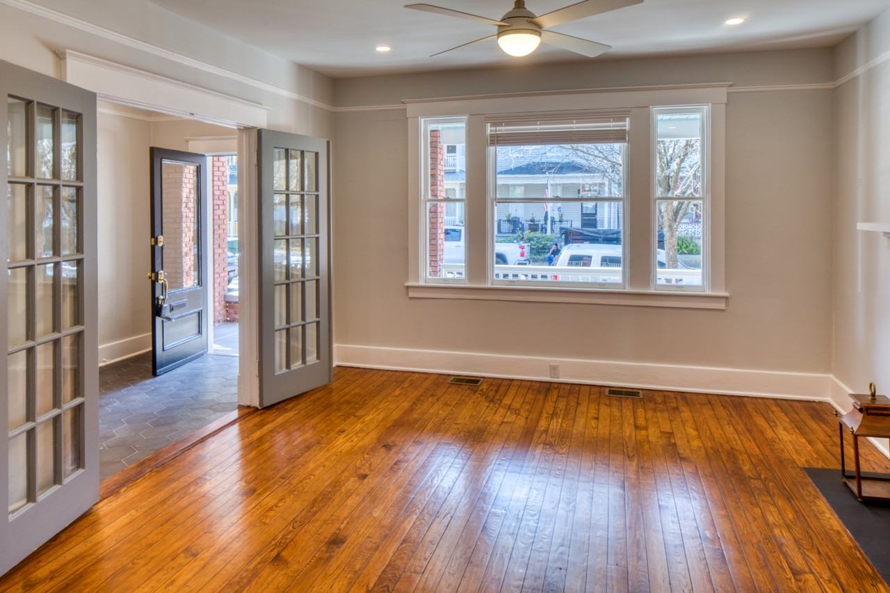 228 W 38th St #1 - Photo 5 of 29
