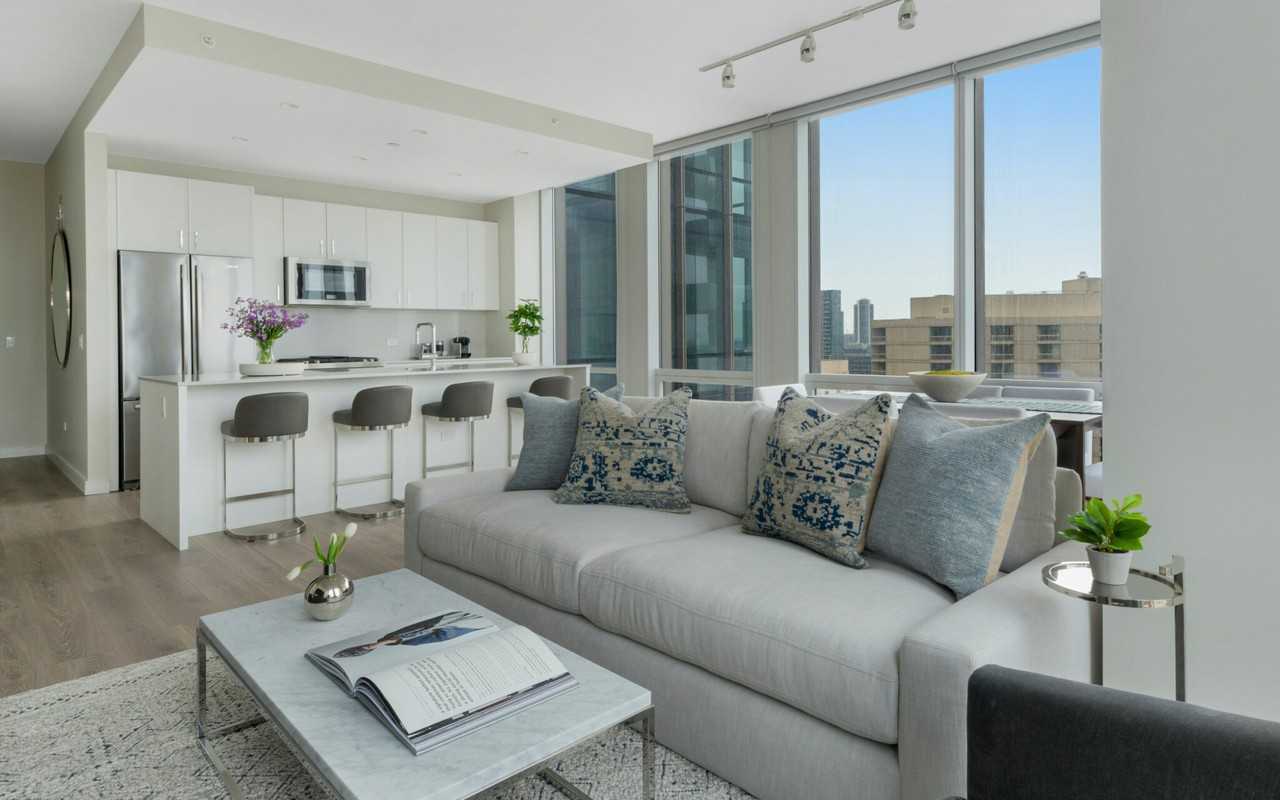 23 W Chicago Ave #2311