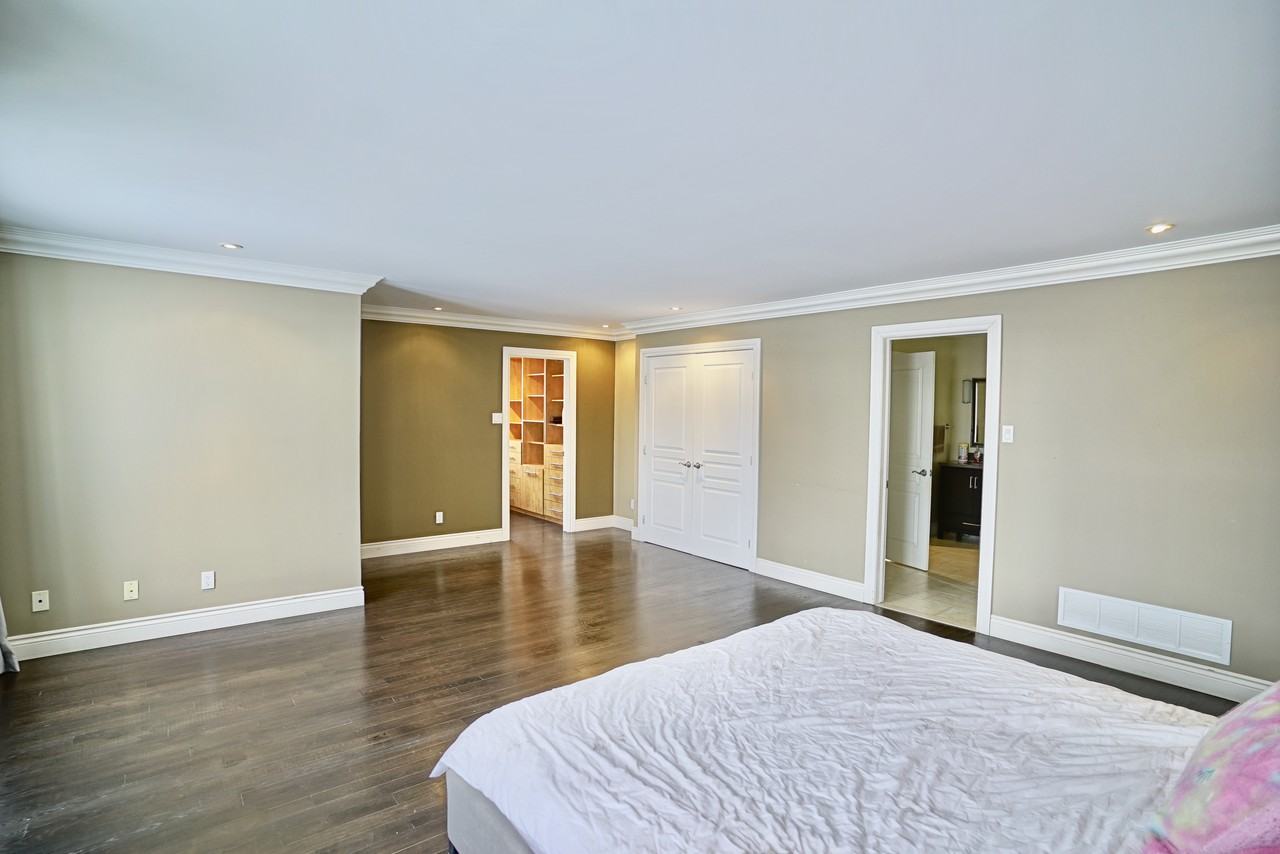 3645 Rue Cantan - Photo 3 of 40