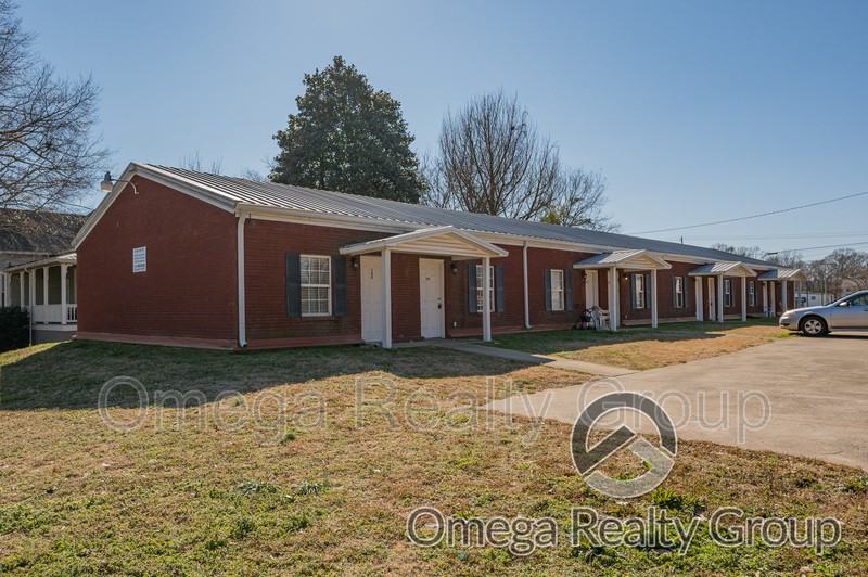 316 Percy St - Photo 4 of 28