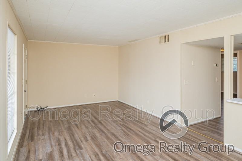 1507 7th Ave #7 - Photo 5 of 25