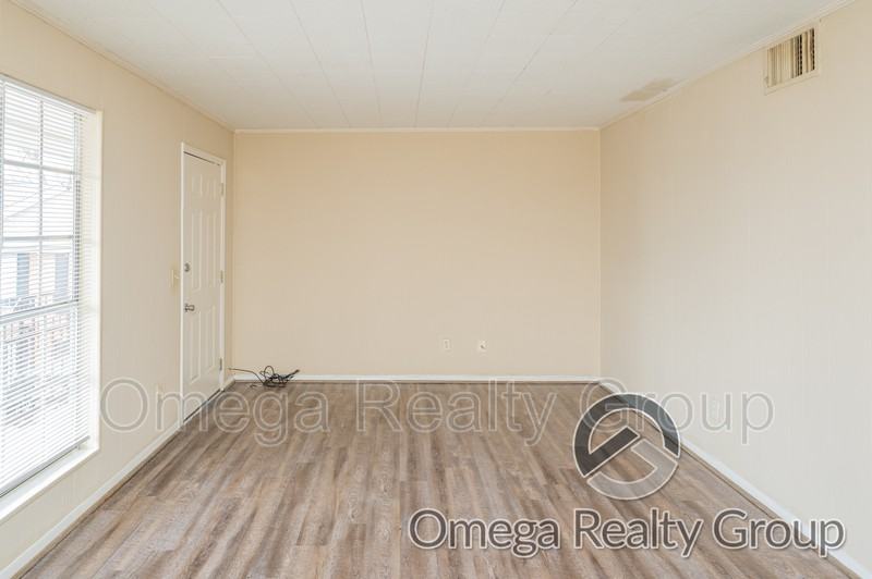 1507 7th Ave #7 - Photo 2 of 25