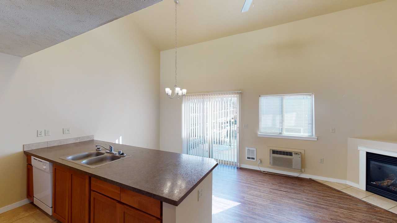 Cedar Crossing - Photo 2 of 29