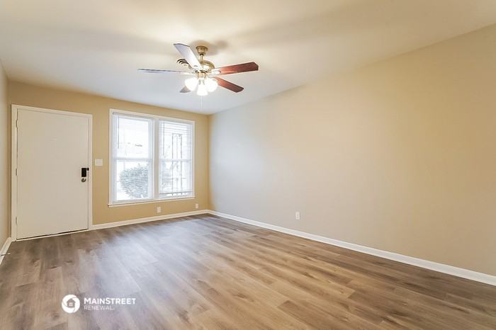 3234 Lagrange Dr - Photo 3 of 15