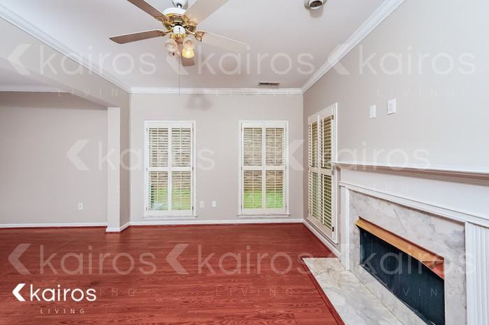 4532 Maryland Ave - Photo 3 of 17