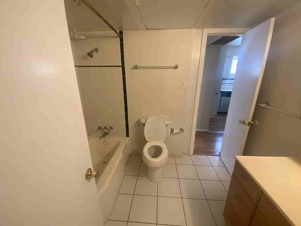 710 Colquitt - 16 #16 - Photo 3 of 18