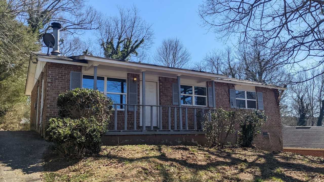 1962 Grange Dr Se #1 - Photo 2 of 17