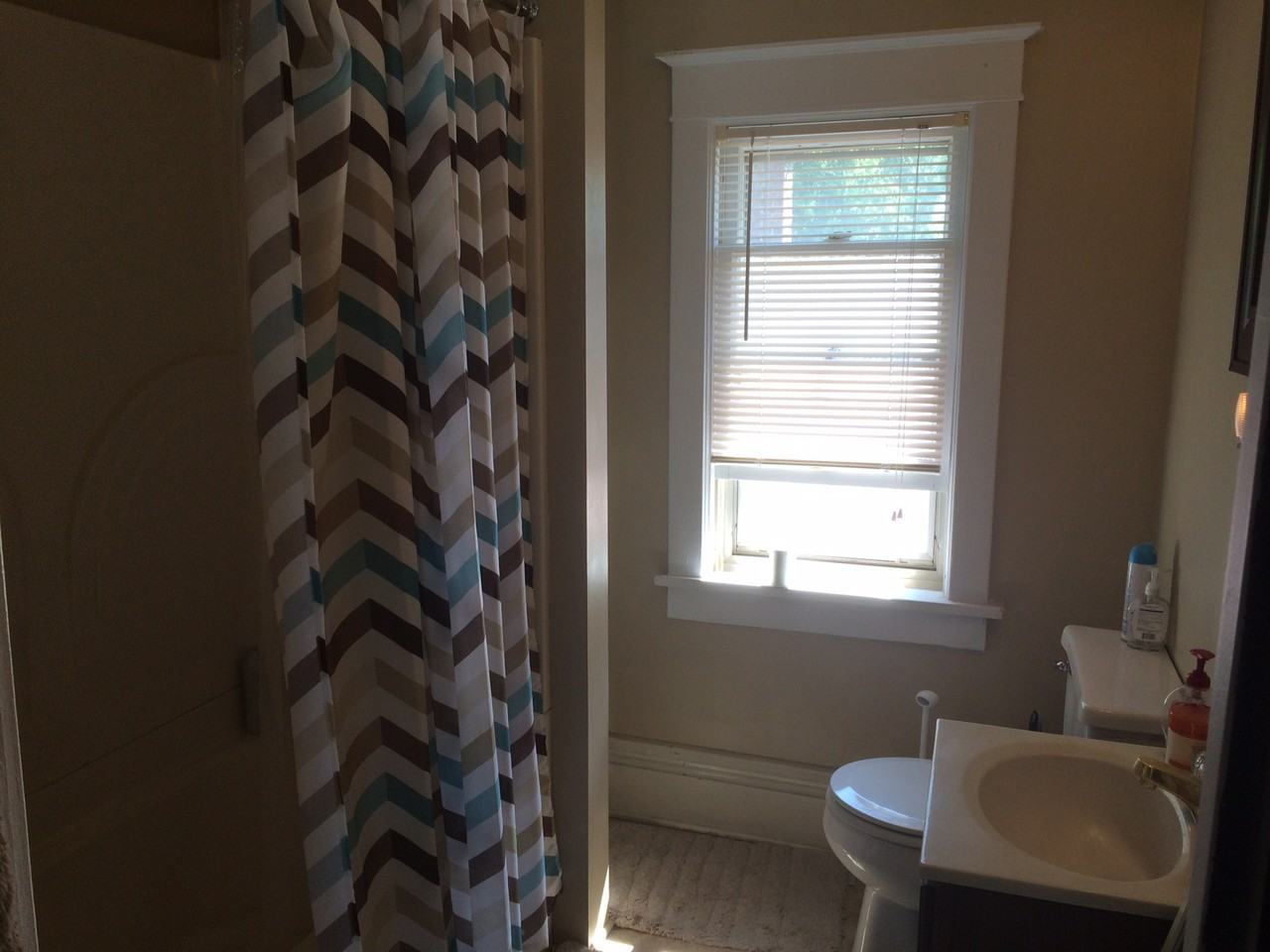 128 Rock Street - 2Apt 2 (Up) #2 - Photo 3 of 10