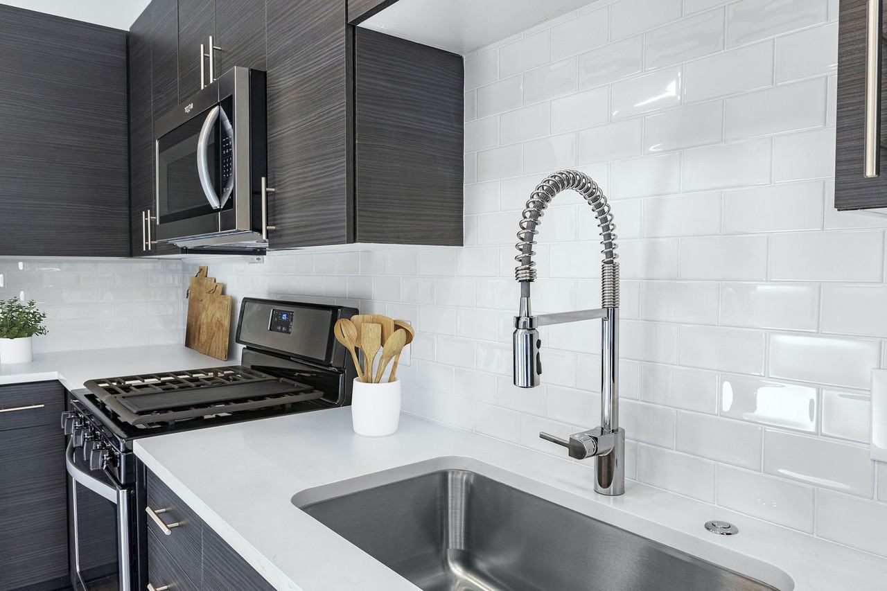 Camden Main And Jamboree - Photo 3 of 50