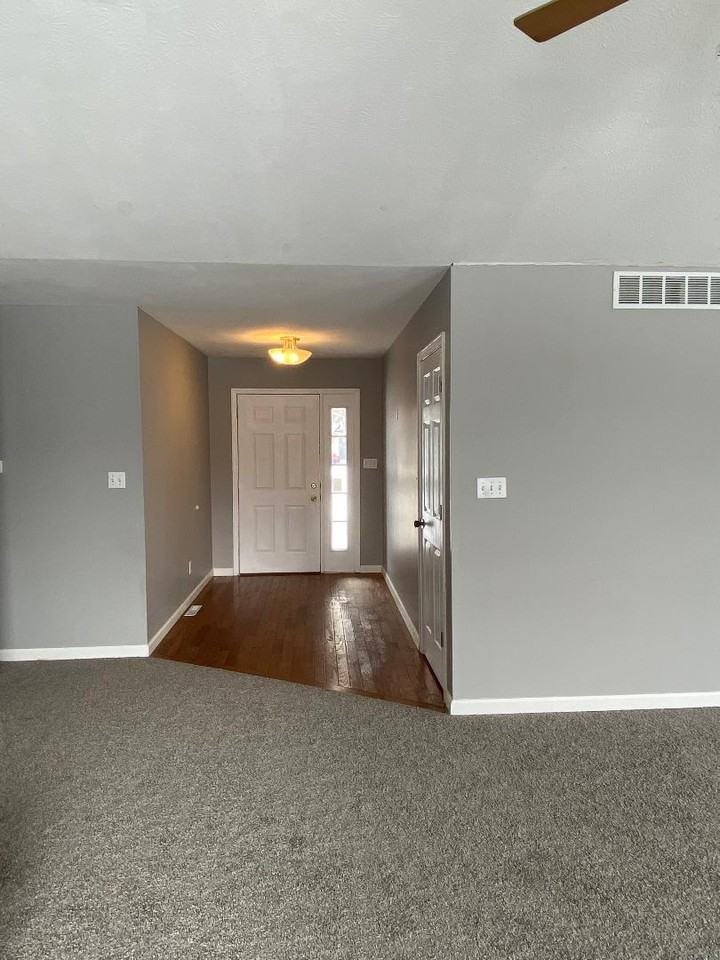 17 Bittersweet - Photo 2 of 15