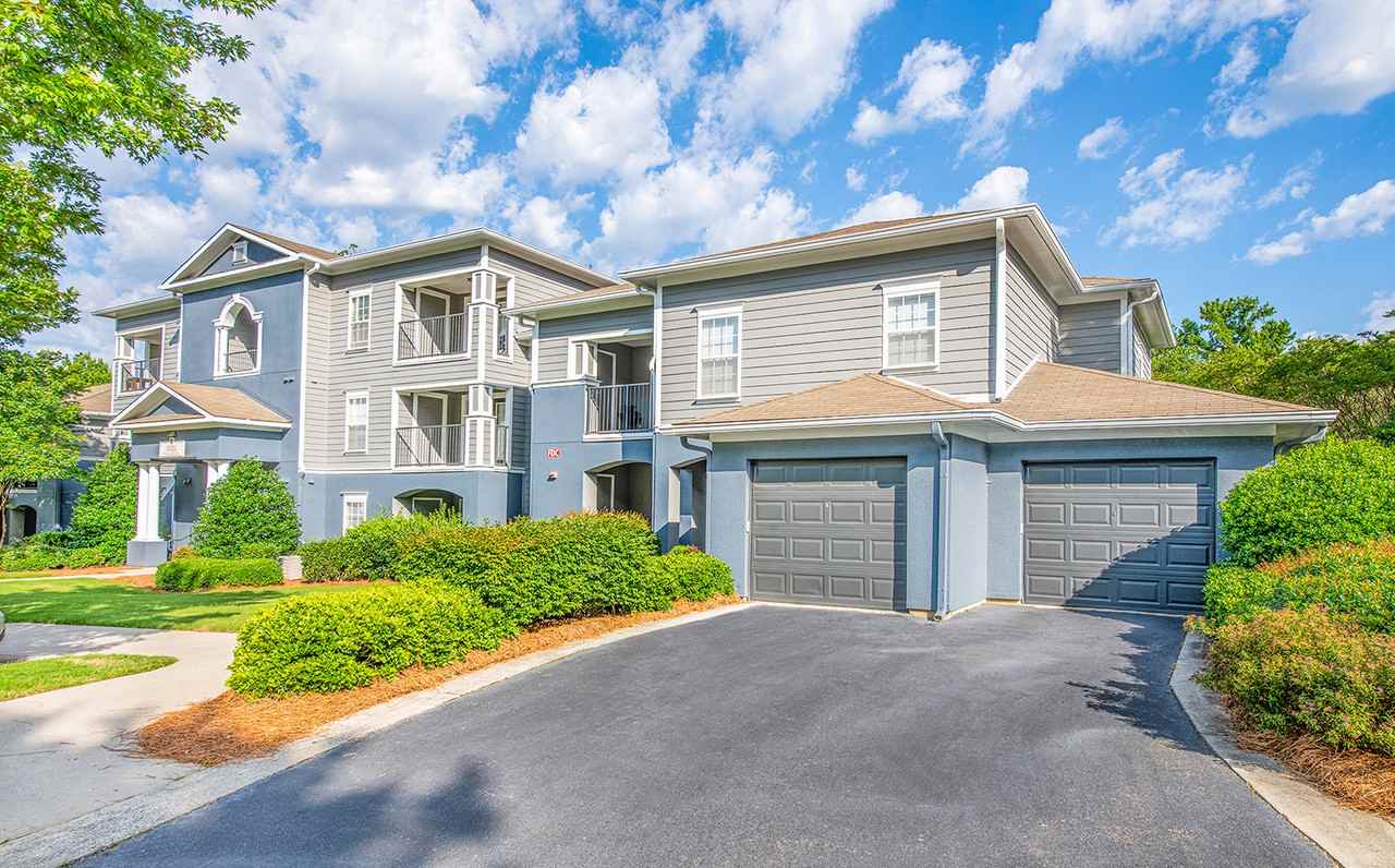 MAA Prosperity Creek - Photo 2 of 13