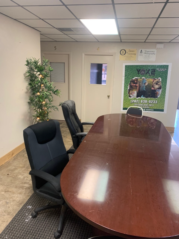 2001 Franklin Ave #4 - Photo 4 of 8