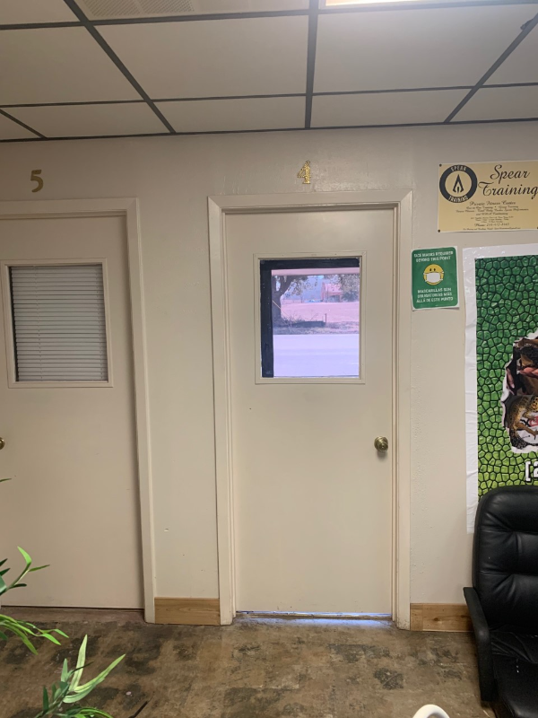 2001 Franklin Ave #4 - Photo 5 of 8