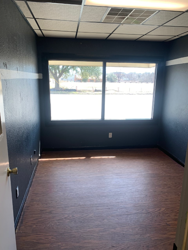 2001 Franklin Ave #4 - Photo 7 of 8