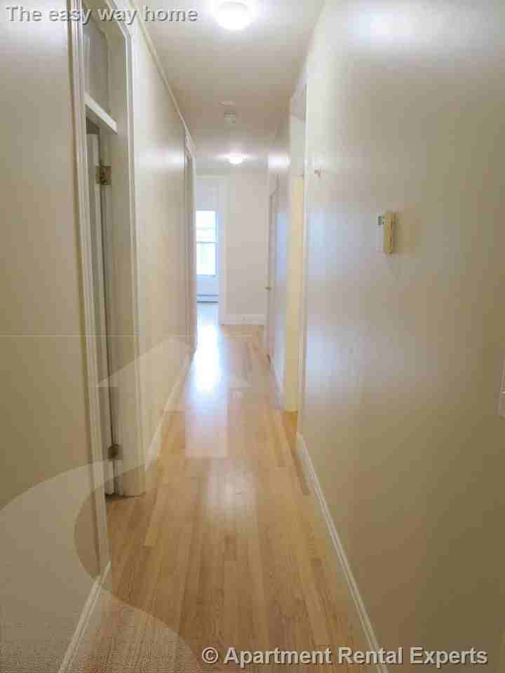 90 Norfolk St #4 - Photo 7 of 13