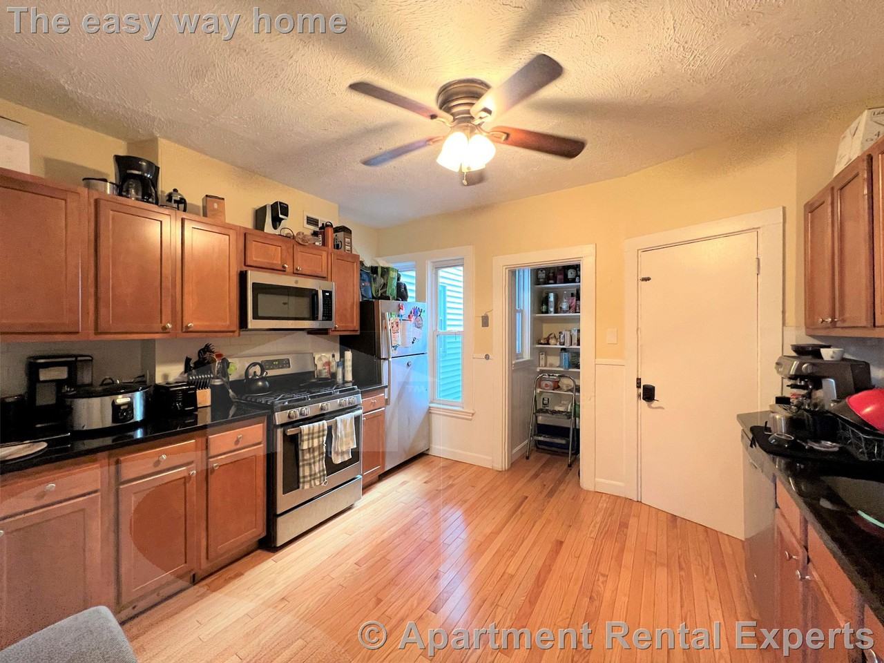 59 Cedar St #2L - Photo 2 of 20