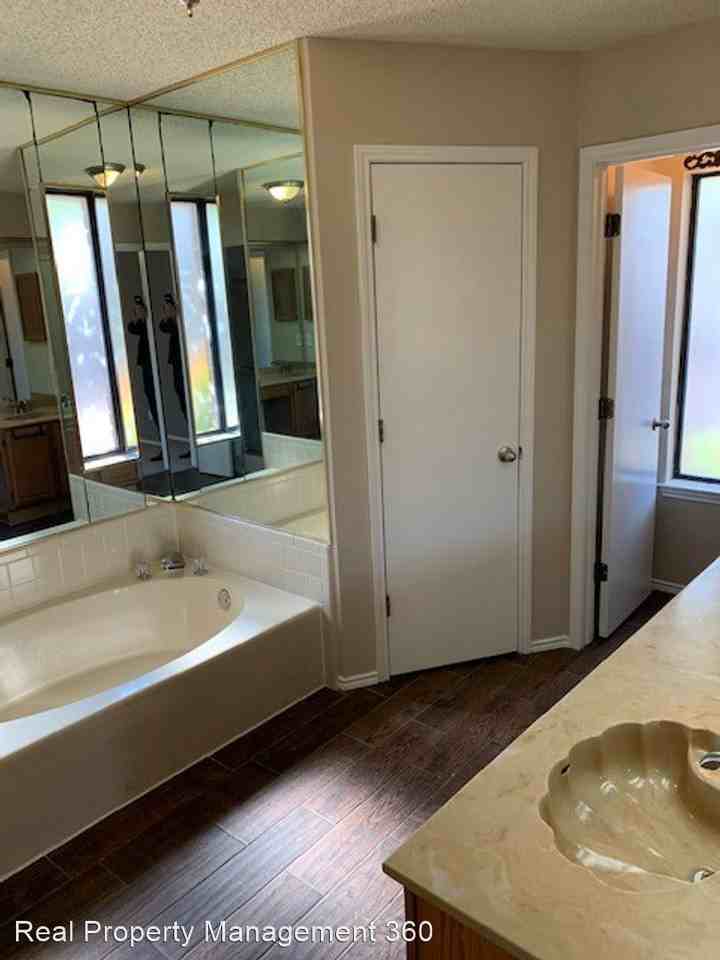 2010 W Nathan Lowe Rd - Photo 2 of 13