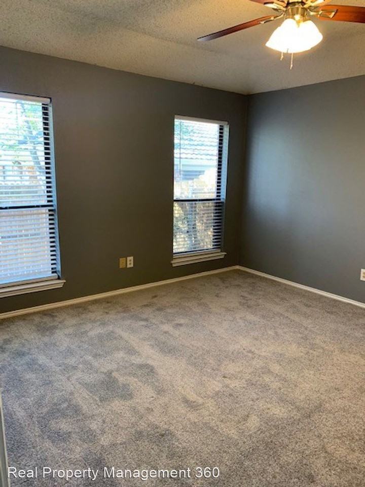 2010 W Nathan Lowe Rd - Photo 3 of 13