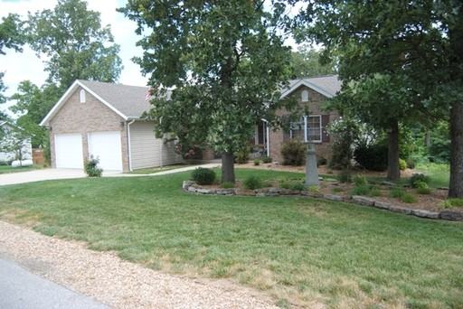 14335 Howard Ln - Photo 3 of 112