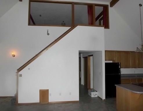 14908 Military Rd SE - Photo 3 of 12